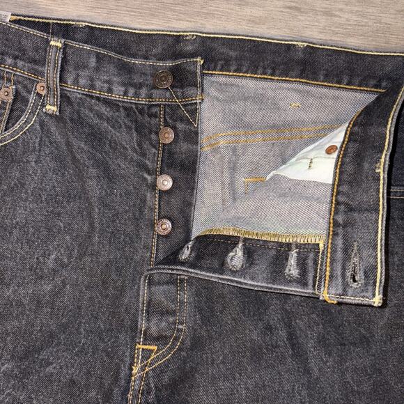 Levis 501 Jeans Men Size 38/30 Black Denim Button Fly Cotton Classic Straight - Picture 5 of 7